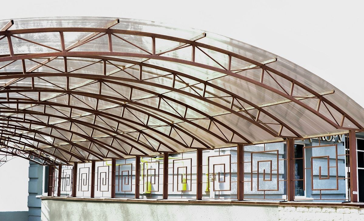 Polycarbonate-roof-with-metal-frame Polycarbonate-roof-with-metal-frame